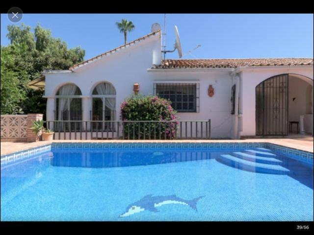 Private With Pool, 3 Bedrooms, 2 Bathrooms, Jacuzzi, Garage 2 Cars, Close Beach, Bbq *